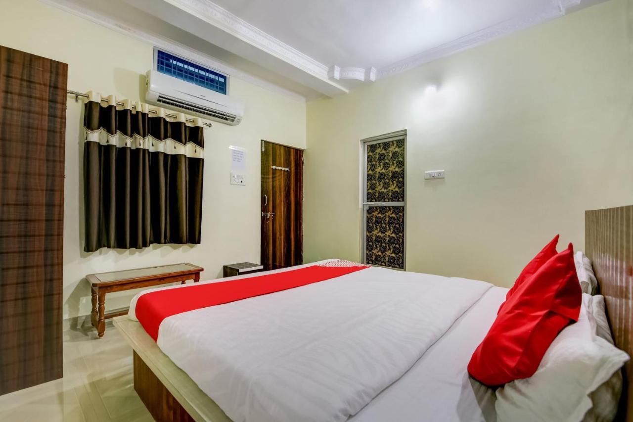 Oyo Hotel Badri Inn & Yatri Niwas جبلبور المظهر الخارجي الصورة