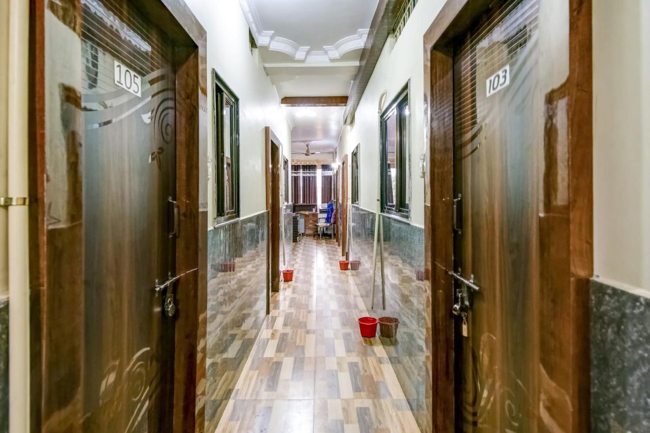 Oyo Hotel Badri Inn & Yatri Niwas جبلبور المظهر الخارجي الصورة
