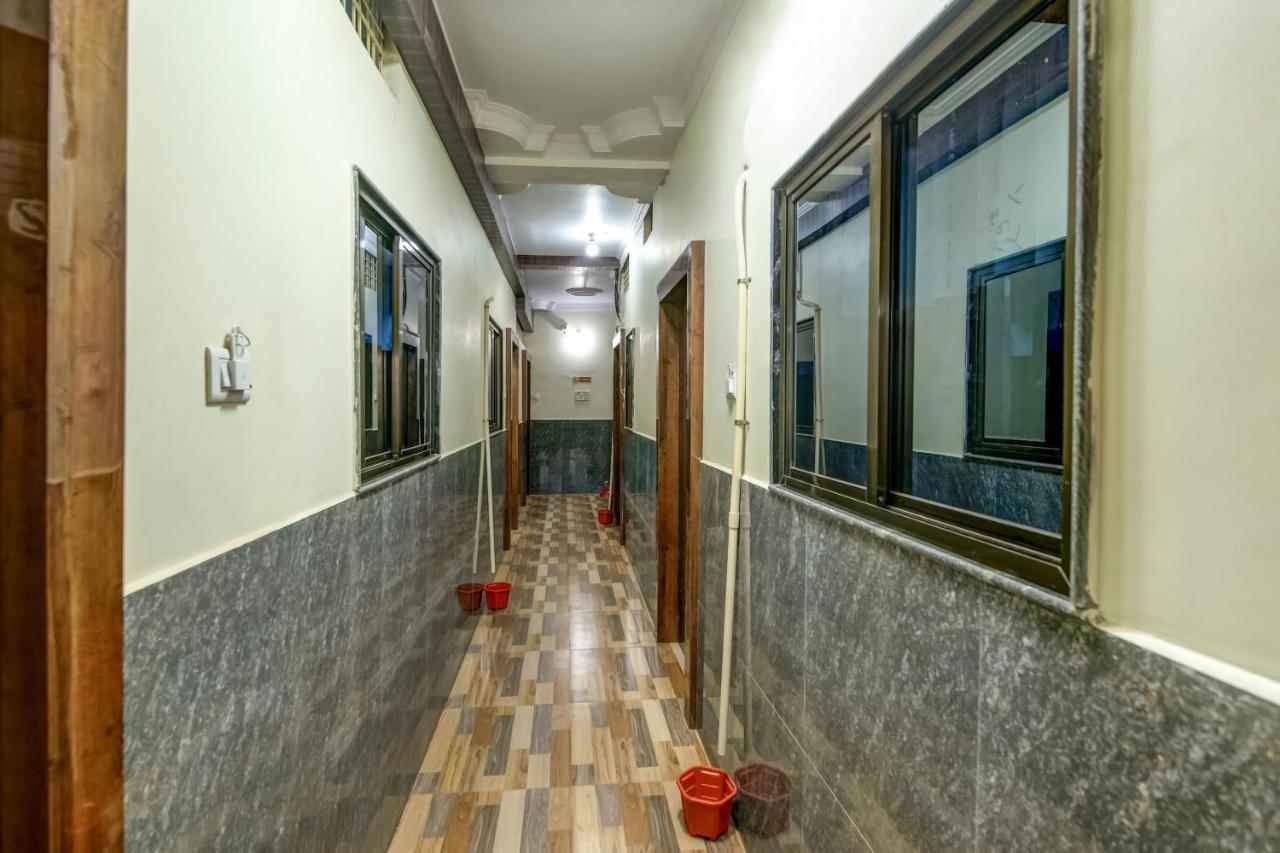 Oyo Hotel Badri Inn & Yatri Niwas جبلبور المظهر الخارجي الصورة