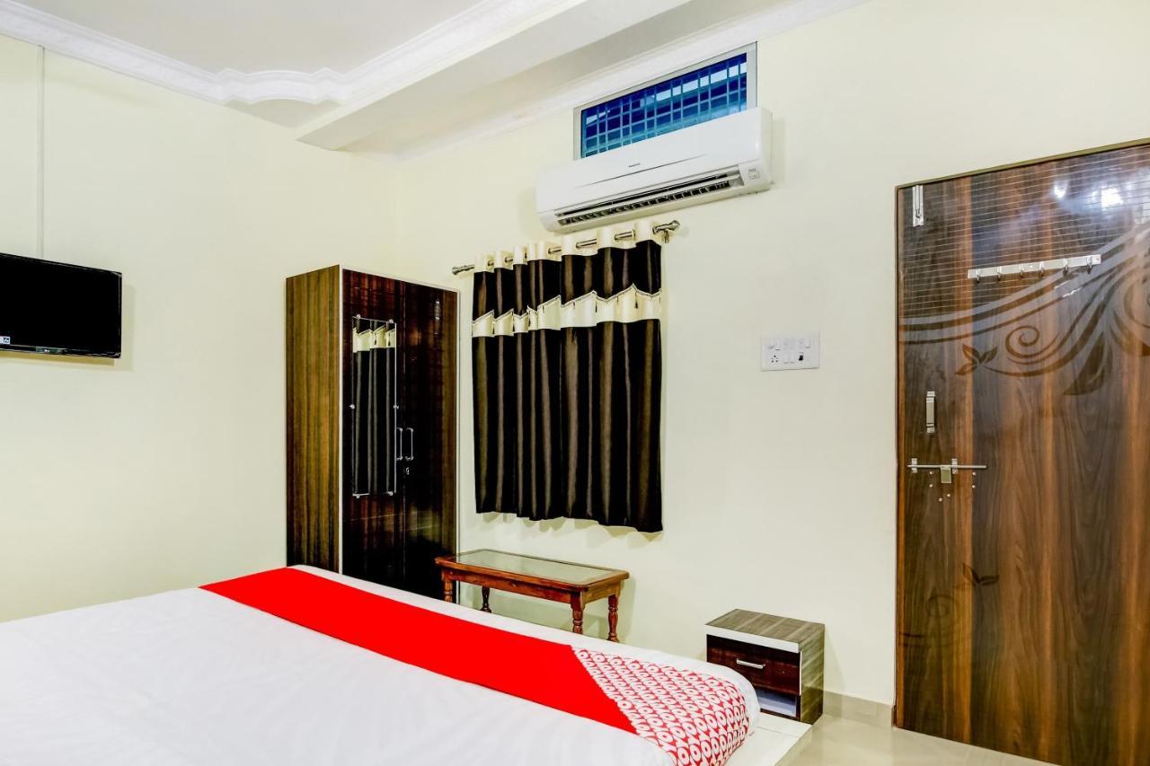 Oyo Hotel Badri Inn & Yatri Niwas جبلبور المظهر الخارجي الصورة