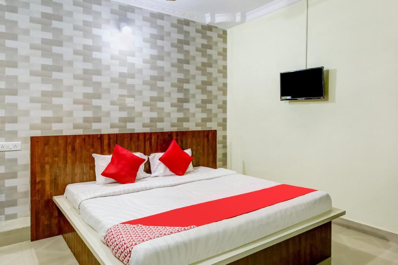 Oyo Hotel Badri Inn & Yatri Niwas جبلبور المظهر الخارجي الصورة