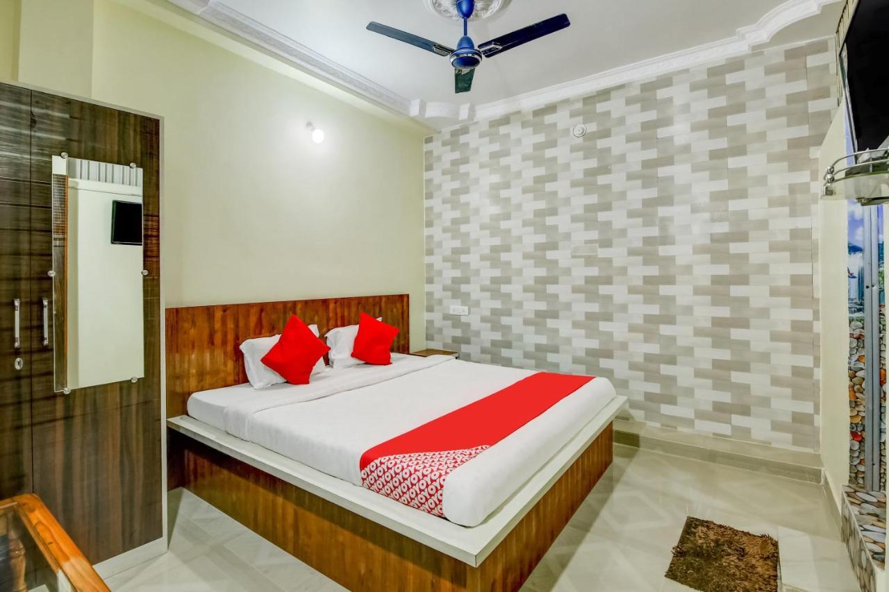 Oyo Hotel Badri Inn & Yatri Niwas جبلبور المظهر الخارجي الصورة